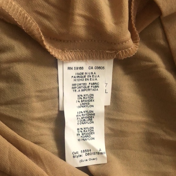 Karen Kane V neck Lace Dress - Picture 4 of 4